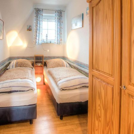 Ferienwohnung Fokuhl Im Strohhus Hooksiel Шиллиг Экстерьер фото