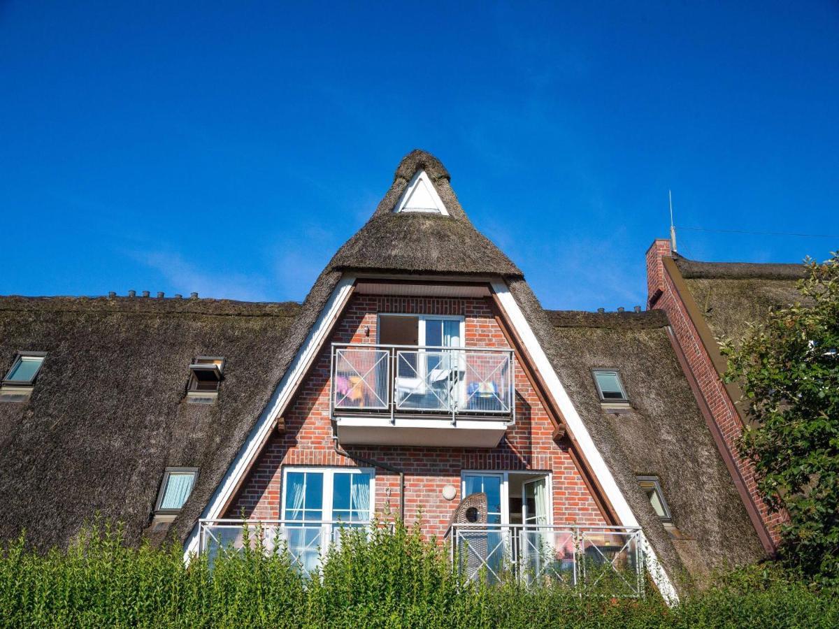 Ferienwohnung Fokuhl Im Strohhus Hooksiel Шиллиг Экстерьер фото